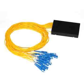 1x16 PLC-kuidinkomponentti Singlemode G657A Splitter Splice / Pigtailed ABS-moduuli, 2,0 mm 3,0 mm SC / APC -liitin